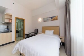 Room - Haili Apartment (Guangzhou)