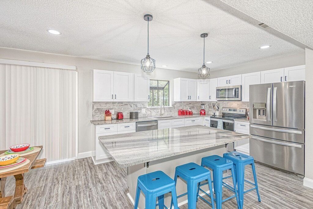 Family Getaway-Centrally Located