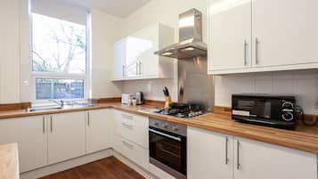 Comfort House | Private kitchen | Electric kettle