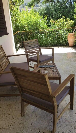 Property grounds - Villa Delphia One Bedroom Traditional House (Kefalonia)