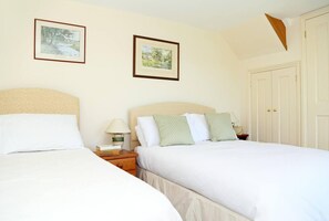 1 غرفة نوم ومكواة/لوح كي وواي فاي مجانًا وملاءات أسرّة