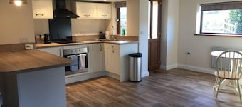 Blacklaines Annexe Birdlip - Pet Friendly!