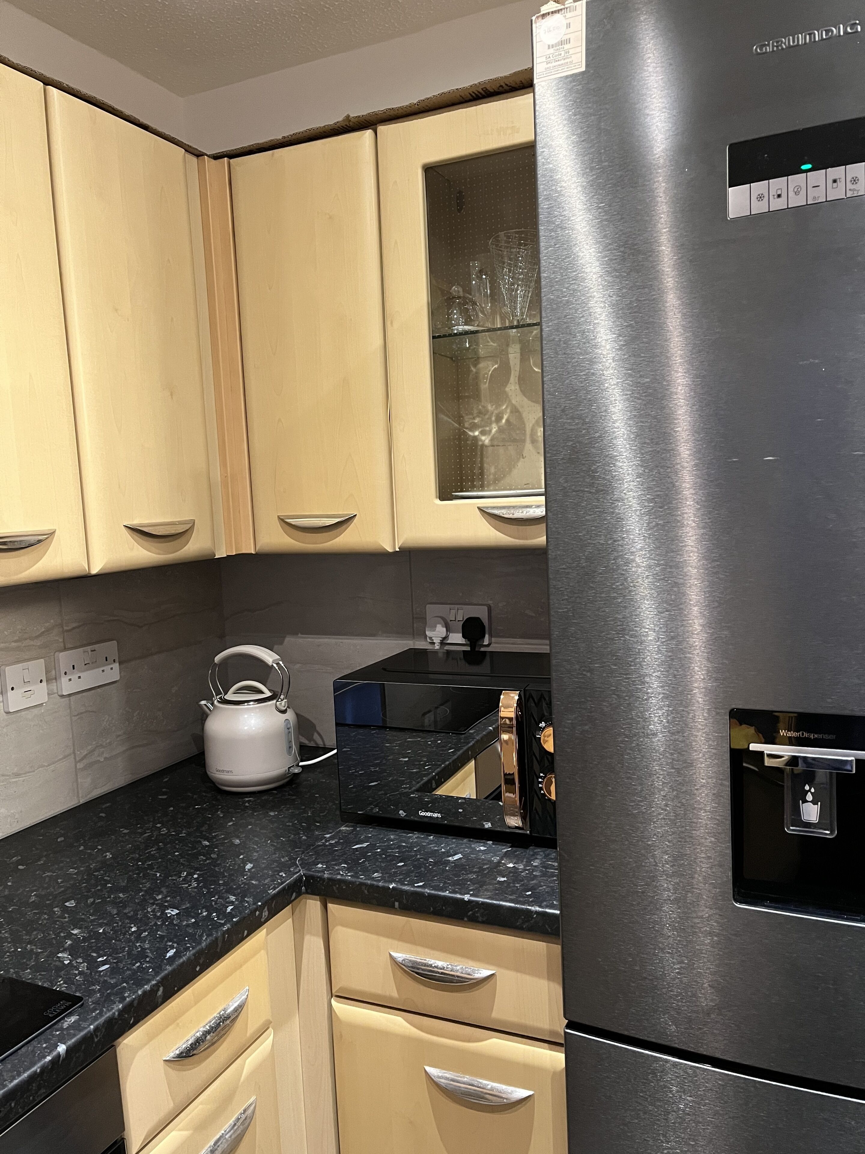 House | Private kitchen | Fridge, microwave, oven, electric kettle