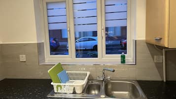 House | Private kitchen | Fridge, microwave, oven, electric kettle
