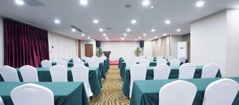 Aixi Jialin Hotel(Chongqing Bishan Junhao Central Street Store)