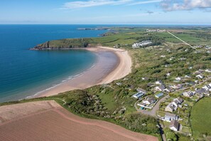 Apartment, Accessible | 2 bedrooms - Freshwater Bay - Sea View Apartment (Pembroke)