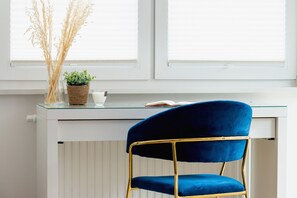 Living room - Fredry Premium by Renters Prestige (Kraków)