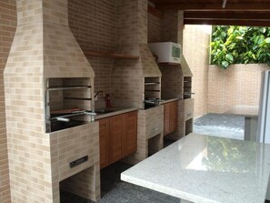 BBQ/picnic area - RESIDENCIAL LÚCIA SILVESTRE (Florianópolis)