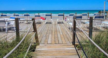 Direct Oceanfront Beauty with Amazing Views of the Beach