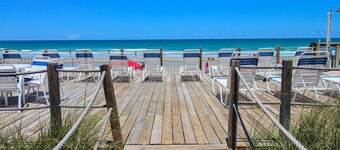 Direct Oceanfront Beauty with Amazing Views of the Beach