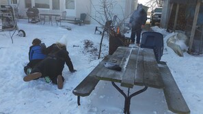 Outdoor dining - fisherman and hunters dream (Unionville)