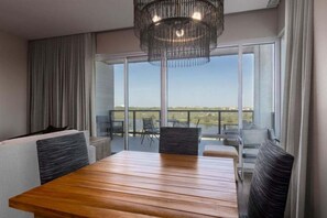 Interior - The Stella Hotel Autograph Collection (Bryan)