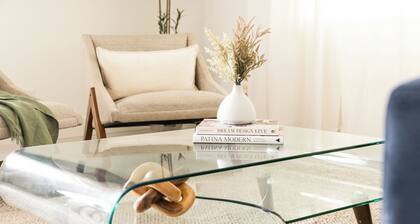 East Atlanta Family Home: 4BR, King Suite, Driveway & Pet Friendly - Near DT