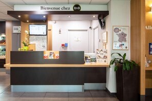 Lobby - B&B Hotel Paris Le Bourget (La Courneuve)