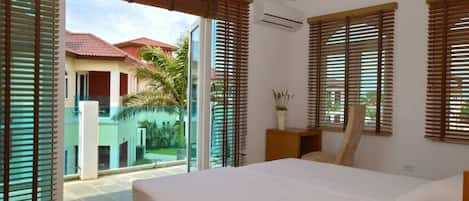 6 habitaciones, tabla de planchar con plancha, cuna de viaje y wifi