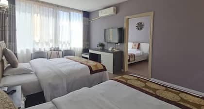 Shehong Hexie Business Hotel