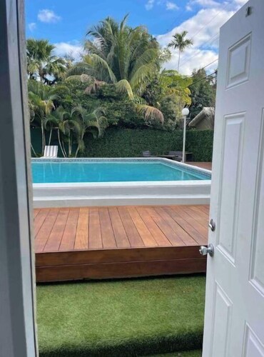 Luxe Villa: Amazing Pool, Prime Brickell Location