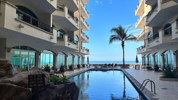 Alberca al aire libre