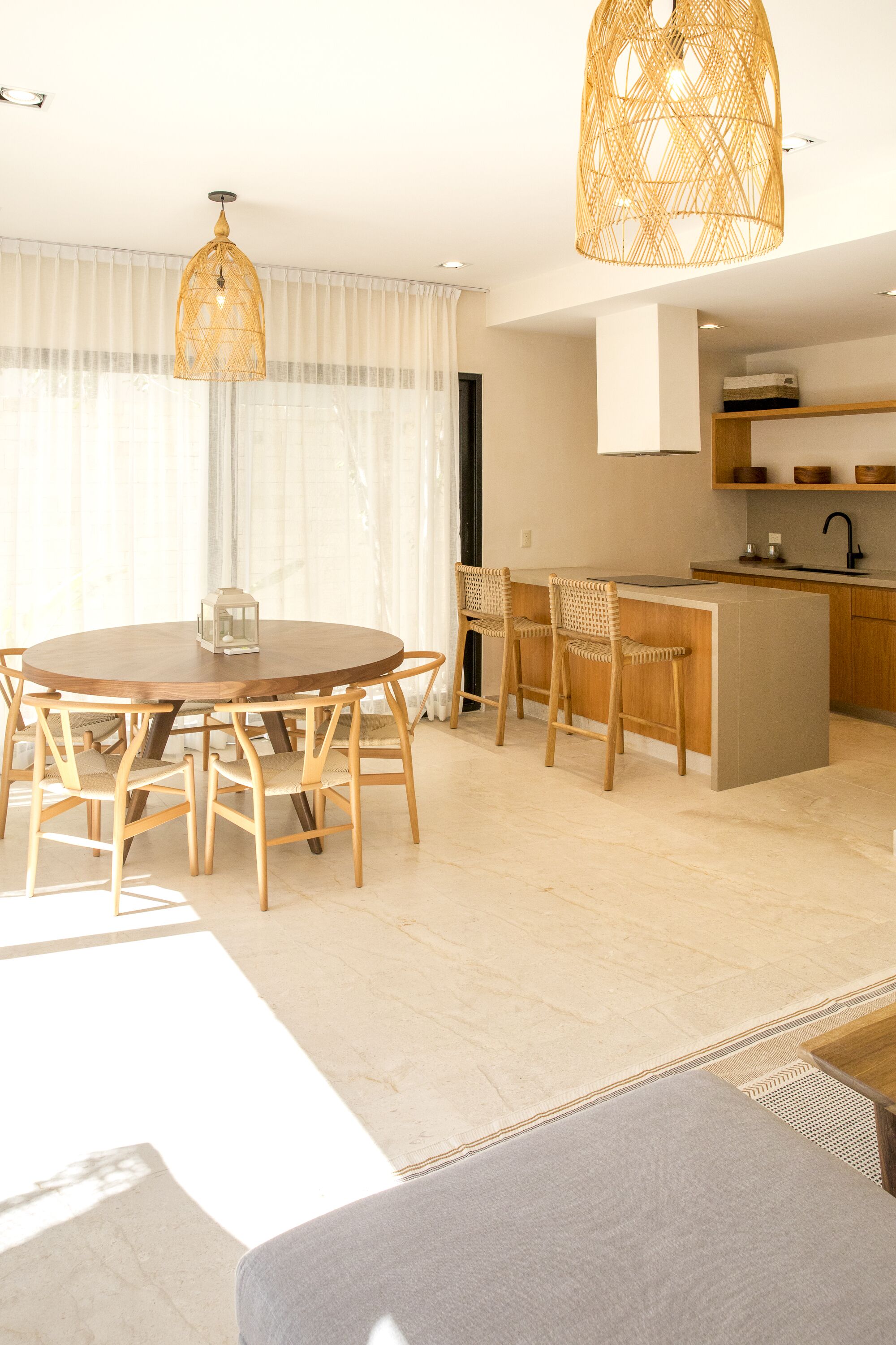 Deluxe Apartment | Living area