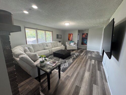 SO MUCH FUN! ARCADE, PL TBL, PNG PNG, YARD GAMES, INDOOR AND OUTDOOR POOLS!!