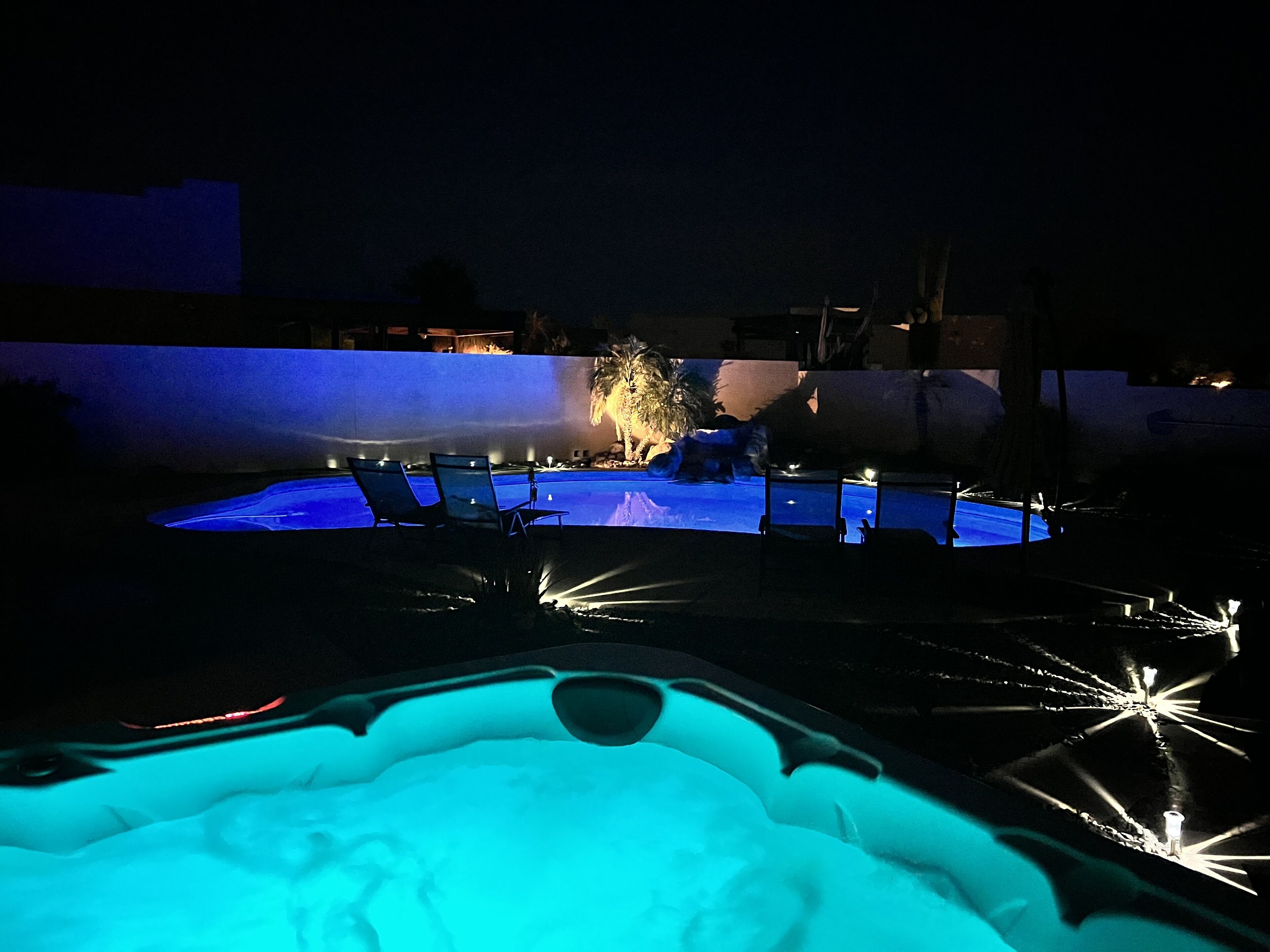 Superstition Mountain retreat - Private Pool & Hot Tub. Modern, cozy, peaceful!