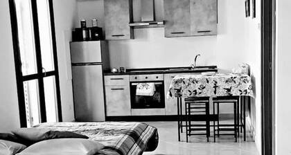 The blue shutters east 045001LTN0039