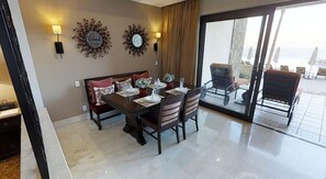 Dining - luxurious exclusive room (Cabo San Lucas)
