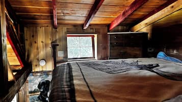 3 habitaciones y ropa de cama