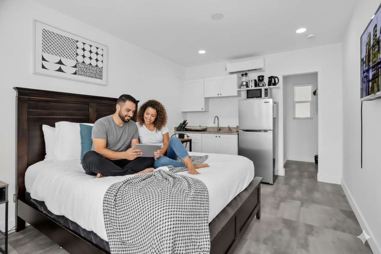 Strykjärn/strykbräda, resesäng, gratis wi-fi och sängkläder