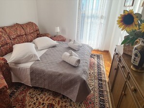 1 bedroom, iron/ironing board, WiFi, bed sheets - Apartment Snjezana Split (Split)