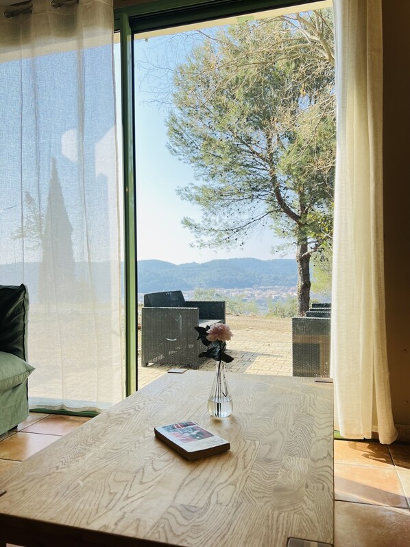 Interior - Gite Pour 4 Personnes Avec Piscine et vue sur la Vallée de L'orb (Cessenon-sur-Orb)