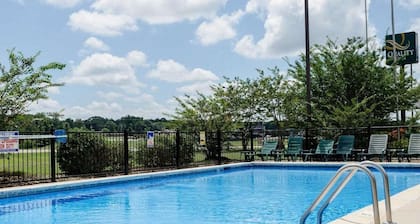 Quality Inn Louisville MS