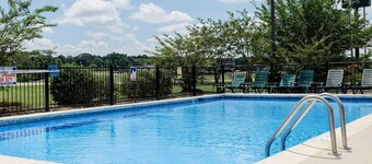 Quality Inn Louisville MS
