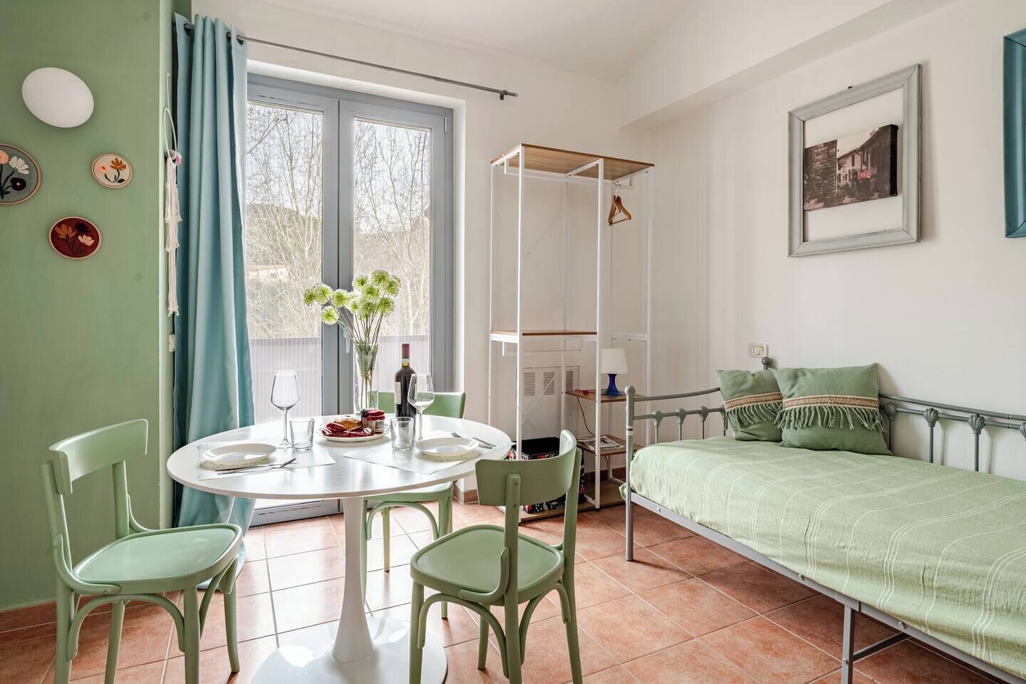 1 chambre, bureau, lit parapluie, Wi-Fi