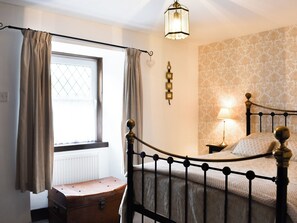 2 quartos, Wi-Fi de cortesia, roupa de cama