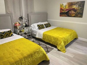 3 chambres, bureau, fer et planche à repasser, Wi-Fi gratuit