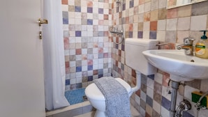 Comfort Double Room | Bathroom