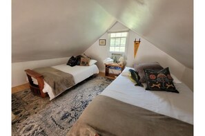 1 habitación, escritorio, tabla de planchar con plancha y wifi gratis 