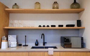 Full-sized fridge, microwave, oven, stovetop - Casa Mittens (Tulum)