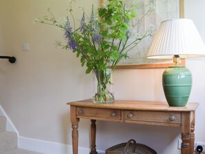 Interior - Such a stunning and rural location, perfect for long walks and relaxing. (Farleigh Wallop, near Basingstoke)