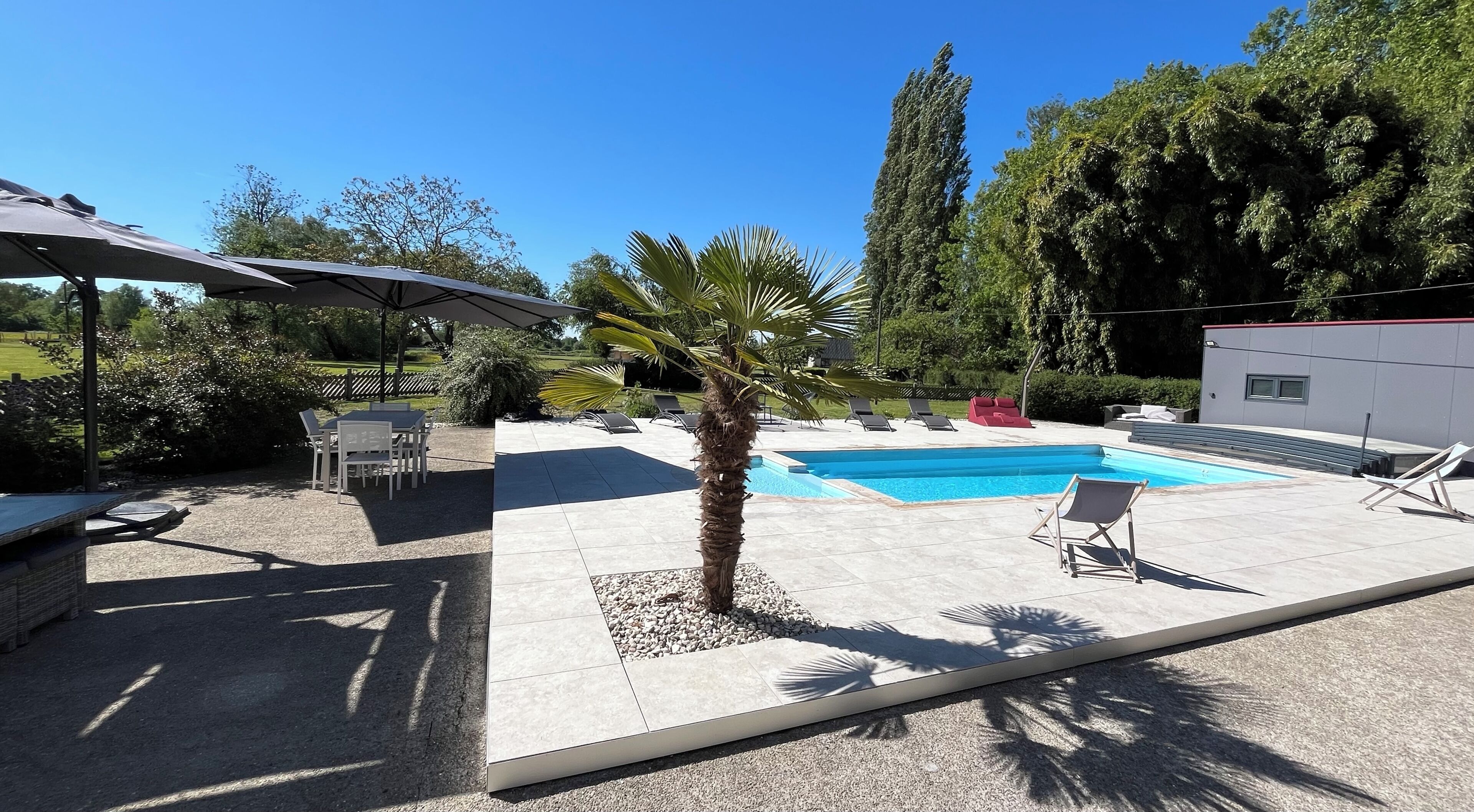 Piscine extérieure, piscine chauffée