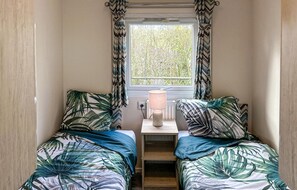 2 bedrooms, free WiFi