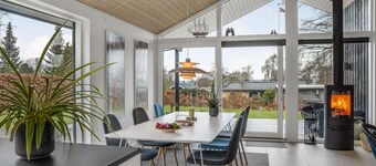 Amazing home in Stubbekøbing with WiFi