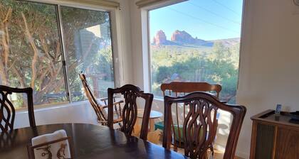 Magnificent Sedona Redrock Views; 7-Min Walk to Uptown;Single-Level;Eco-Friendly