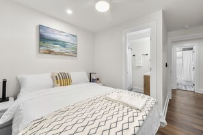 8 chambres, fer et planche à repasser, Wi-Fi, draps fournis