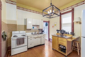 Fridge - 507 N Haggin · The Baxter House - Red Lodge (Red Lodge)