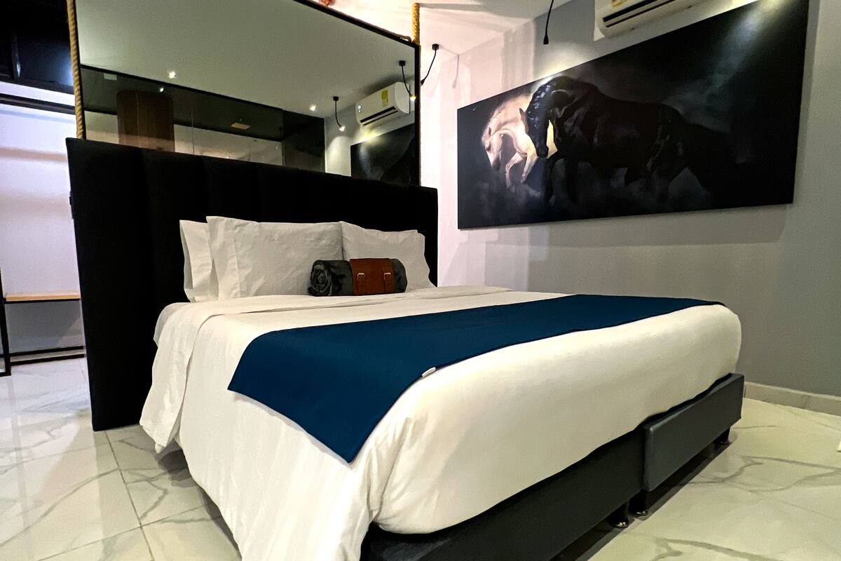 In-room safe, iron/ironing board, free WiFi