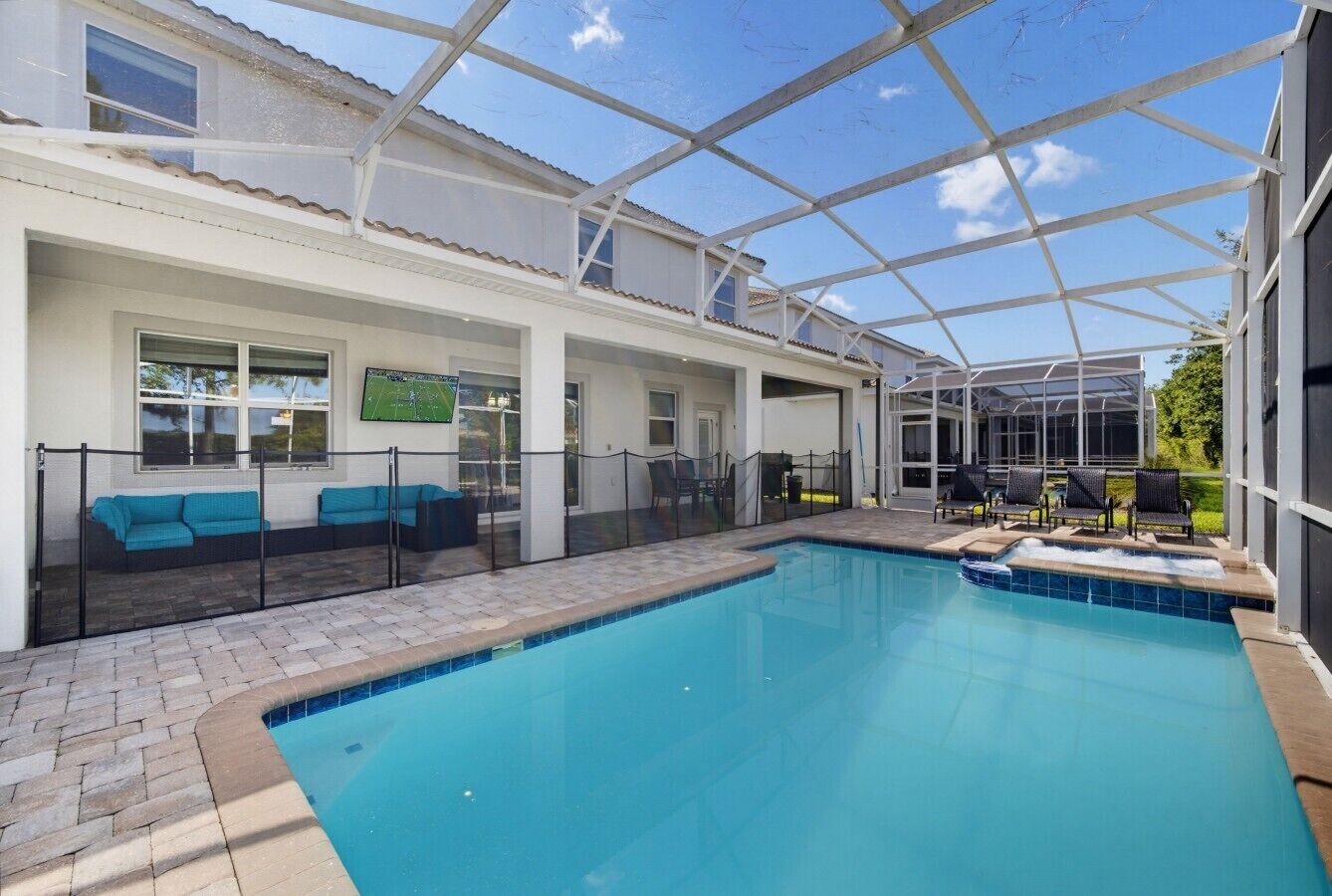Beheizter Pool