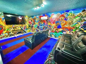 Interior - The Marvel Mansion 5BR Pool Home Next To Disney World (Four Corners)