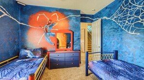 5 bedrooms, desk, iron/ironing board, travel cot